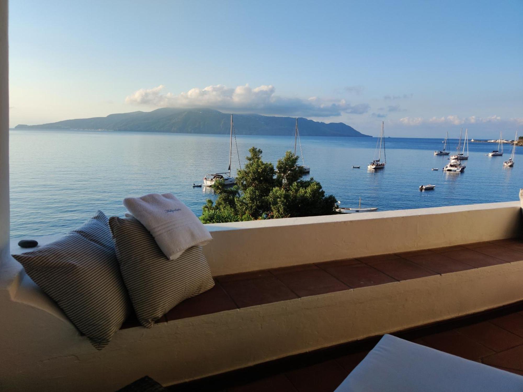 Halgoduria Otel Santa Marina Salina Oda fotoğraf
