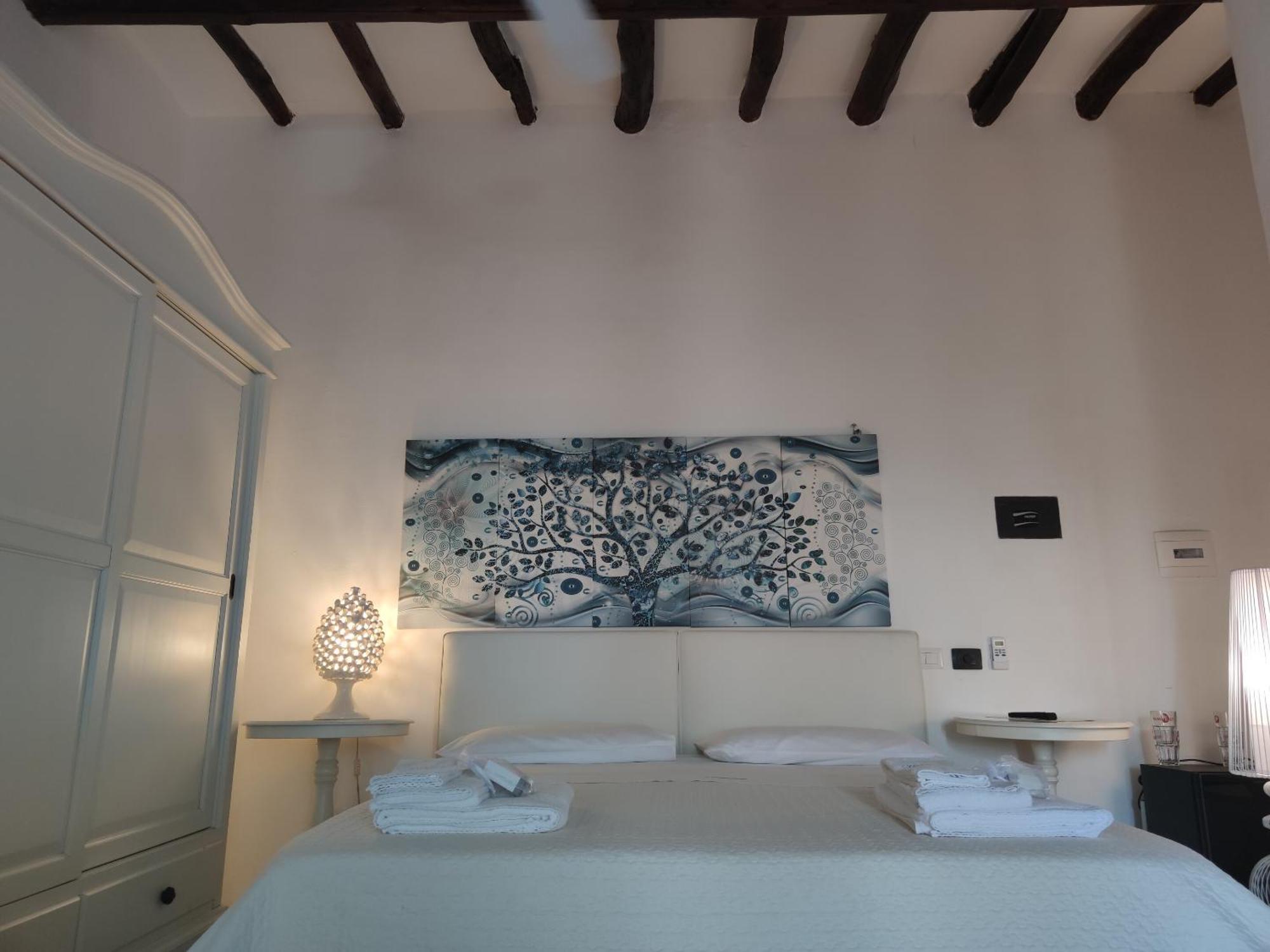 Halgoduria Otel Santa Marina Salina Oda fotoğraf