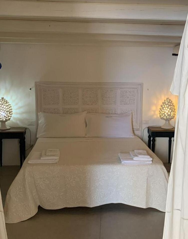 Halgoduria Otel Santa Marina Salina Oda fotoğraf
